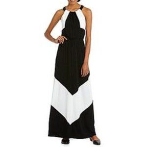 Vince Camuto Geometric Black and White Maxi